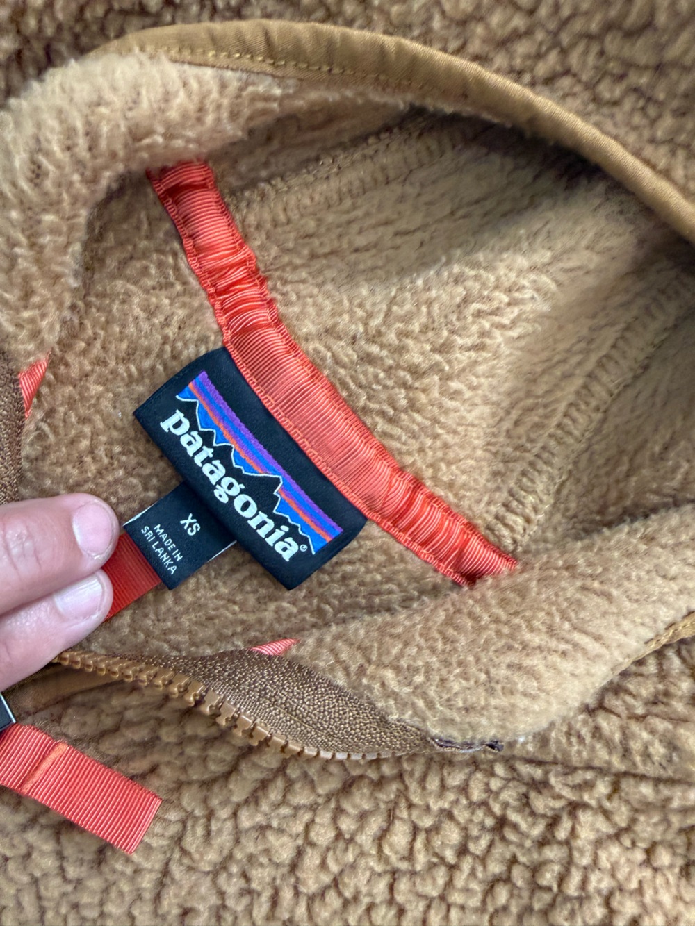 Patagonia Brown Hooded Retro Fleece Jacket - Picture 3 of 3